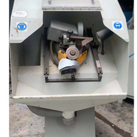 Machine à coudre à une aiguille pour chaussures goodyear