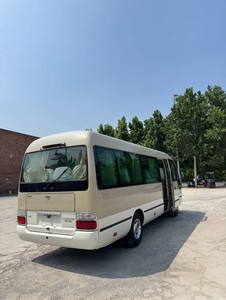 Autobús de Gasolina de Lujo de Tamaño Pequeño, Fácil de Estacionar y Conducir, con Volante a la Izquierda, Autobús Usado de China - Product Image 2