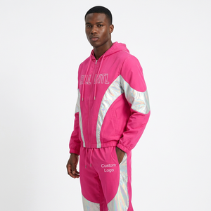 Ensemble de survêtement rose réfléchissant à blocs de couleur pour homme avec logo personnalisé, veste zippée sportive et pantalon de jogging - Product Image 1