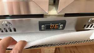 Réfrigérateur de bar encastrable en acier inoxydable R600a pour usage commercial et domestique, avec éclairage LED et 2 portes vitrées - Product Image 5