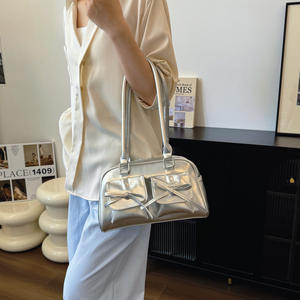 กระเป๋าสะพายไหล่แบบไขว้สายเดี่ยวทรงบัลเลต์ สีเข้ม ดีไซน์เฉพาะสำหรับผู้หญิง รุ่นใหม่ปี 2025 ซิป PU โบว์ สีมาการอง - Product Image 2