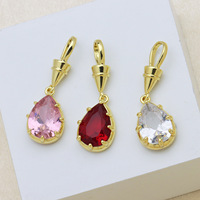 Vente en gros de pendentifs minimalistes, élégants et luxueux en forme de goutte d'eau, en zircon plaqué cuivre et or 18 carats, style européen et américain