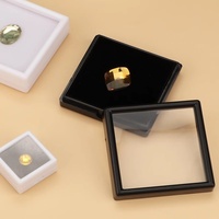 Boîte à bijoux moderne transparente en acrylique avec présentoir en mousse à mémoire de forme pour anneau de pierres précieuses en vrac