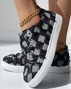 2024 nouvelles chaussures en toile décontractées en tissu noir et blanc pour femmes de grande taille - Product Image 5