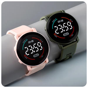 Nouveau LED montre numérique <span class=keywords><strong>calendrier</strong></span> lumineux <span class=keywords><strong>2024</strong></span> enfants montres étanche sport montre-bracelet enfants horloge électronique - Product Image 3