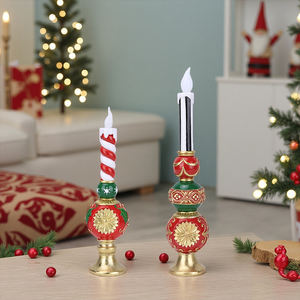 Đèn cầy trang trí Giáng sinh Redeco Elegant bằng nhựa resin, màu đỏ xanh vàng, phát sáng, làm quà tặng trang trí ngày lễ - Product Image 1