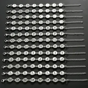 1 unidad Elegante Pulsera de Acero Inoxidable con Letras Iniciales A-Z para Mujer y Hombre, con Pequeños Dijes Redondos Tipo Moneda, Cadena de Eslabones para Muñeca o Tobillo, Joyería Metálica - Product Image 4
