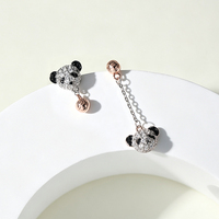 Boucles d'oreilles clous fantaisie en cuivre plaqué argent et zircon, motif panda asymétrique, sans plomb, tendance, pour femme, cadeau quotidien