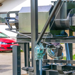 Screw Press Manure Dewatering Machine Continuous Operation Stable Performance Solid Liquid Separator Manure Dewatering Machine - Product Image 6