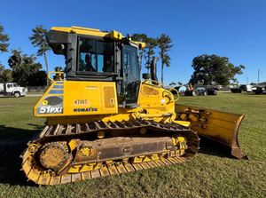 รถดันดินมือสอง KOMATSU D51PXI สภาพดี คุณภาพสูง เครื่องยนต์โคมัตสึ พร้อมเบรกเกอร์ ราคาถูก ได้รับการรับรองมาตรฐาน CE - Product Image 3