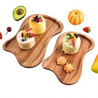 Plateaux en bois sculptés irréguliers en gros, plateau en bois d'acacia pour servir des desserts, des fruits, à la maison, en extérieur, au restaurant