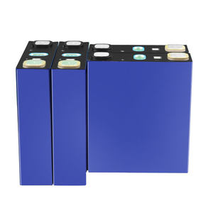 Cellule au phosphate de fer et de lithium de qualité A 3,2 V 206 Ah-320 Ah, forme carrée, batterie de haute qualité LFP48-314-FSD, stockage haute capacité 280 A - Product Image 1