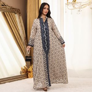 Nouvelle Robe d'été en mousseline brodée de fil Dori, col en V, manches longues, coupe ample, vente en gros - Product Image 4