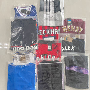 Seragam Sepak Bola Edisi Thailand Berkualitas Tinggi 100% Poliester Bernapas, Lengan Pendek, Warna Solid, Potongan Otomatis - Product Image 4
