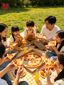 Boîte à pizza et sushi en carton ondulé kraft jetable et recyclable, pliable, avec fermeture magnétique, impression UV mate, personnalisable, vente en gros - Product Image 3