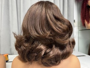 Promoción Letsfly: Peluca Bob con Flequillo de 42$ 12A, 100% Cabello Humano, Color Rizado y Voluminoso, Pelucas sin Encaje de 12 Pulgadas, Cabello Virgen Natural al por Mayor - Product Image 4