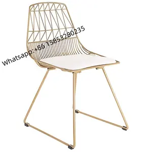 كرسي معدني مستعمل للحديقة/الشاطئ/المناسبات الخارجية كرسي معدني من الفولاذ ذهبي/أبيض/أسود لتناول الطعام