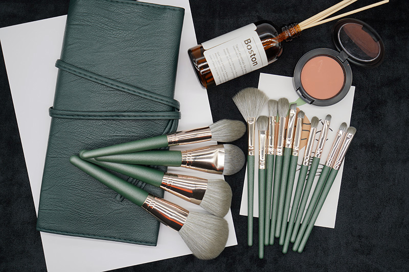 High Good Quality Low Moq Rose Gold Green Double Head Flat Eye Brow Shadow Contour Blending Brushes Full Kit Set Makeup Brush