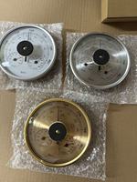 J&R Alliage d'aluminium 3-en-1 Toutes saisons 130mm Manomètre analogique intégré Thermomètre Hygromètre Baromètre OEM/ODM IP55