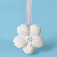 Diffuseur de parfum pour armoire suspendue, en plâtre céramique parfumé, fleur en porcelaine faite à la main, diffuseur à bâtonnets d'huiles essentielles