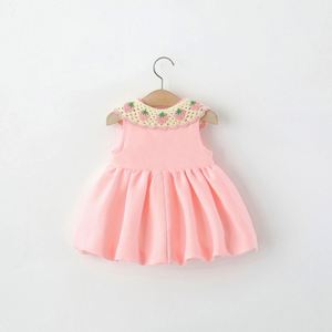 Vestito Rosa Senza Maniche con Colletto all'<span class=keywords><strong>Uncinetto</strong></span> a Forma di Fragola per <span class=keywords><strong>Bambina</strong></span>, Ideale per Occasioni Casual Quotidiane, Appuntamenti e Riunioni Familiari - Product Image 2