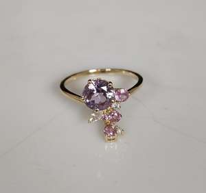 แหวนทอง 18KT สีออโรร่าไลแลค - Product Image 1