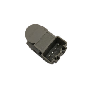 สวิตช์ไฟเบรกมาสด้า BN7N-66-490 8T4T-9G854-AA ชิ้นส่วนทดแทนพลาสติก - Product Image 2