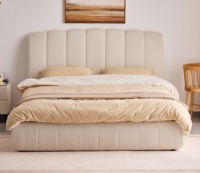Ensemble de chambre à coucher rembourré couleur crème, lit design moderne taille double avec rangement, lit nuage contemporain rembourré