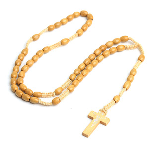 Prezzo di fabbrica rosario 59 perline di legno collana di rosario <span class=keywords><strong>in</strong></span> legno religioso con ciondolo crocifisso intrecciato a <span class=keywords><strong>corda</strong></span> fatta a mano - Product Image 3