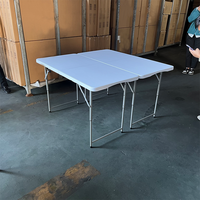 Table pliante portable de 1.2 m pour la formation environnementale à la maison Table de décrochage de nourriture en plein air Table pliable en plastique