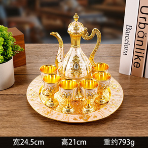 Ensemble de vin rose de style palais européen en gros du fabricant, carafe à vin et verres en métal gravé, ensemble de vin vintage pour la maison - Product Image 3