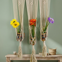Porte-fleurs en macramé bohème en jute, support suspendu pour plantes avec design en corde pour la décoration de la maison et de Diwali