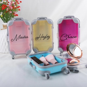 Mini valise de voyage créative en plastique Boîte à bonbons Nouveauté Valise de poupée Mini valise à bagages Boîte-cadeau pour poupée Fête de mariage - Product Image 5