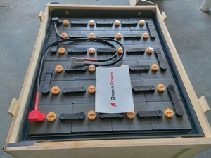 Batterie de chariot élévateur haute capacité 48v 220Ah pour une utilisation efficace des chariots élévateurs - Product Image 4