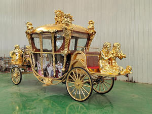 Calèche royale classique blanche de luxe pour le tourisme / Voiture de mariage électrique unique et personnalisée / Voiture électrique classique élégante et royale - Product Image 6
