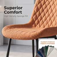 Chaise de salle à manger moderne rembourrée, dossier matelassé en losanges, assise souple, hauteur réglable, pliable, pieds coniques noirs, pour la maison et les restaurants