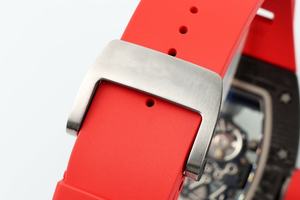 นาฬิกาข้อมือผู้ชาย RM67-02 คุณภาพสูง ดีไซน์บางเฉียบ ระบบตูร์บิญอง กลไกจักรกล พร้อมกล่องไขลาน NTPT ทำจากวัสดุคาร์บอนไฟเบอร์ - Product Image 5