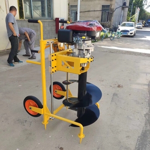 Machine à <span class=keywords><strong>tarière</strong></span> <span class=keywords><strong>manuelle</strong></span> à essence à prix avantageux, à utiliser par une seule personne, en vente aux Philippines, en Malaisie et en Indonésie - Product Image 1