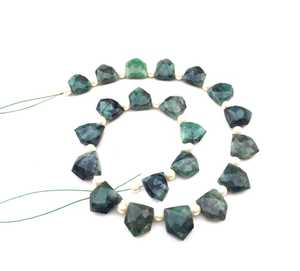 ลูกปัดทรงห้าเหลี่ยมเพชรพลอยมรกตสีเขียวธรรมชาติ1เส้นลูกปัด Briolette แบบ DIY ขายส่ง - Product Image 2
