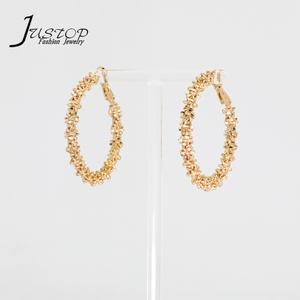 Pendientes de aro de Latón chapado en oro de 18 quilates para mujer elegantes, a la moda diseño geométrico trenzado grueso, joyería al por mayor - Product Image 6