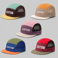 Casquette de camping 5 panneaux multicolore en gros, avec logo brodé personnalisé, en coton color block pour sports de plein air et course à pied