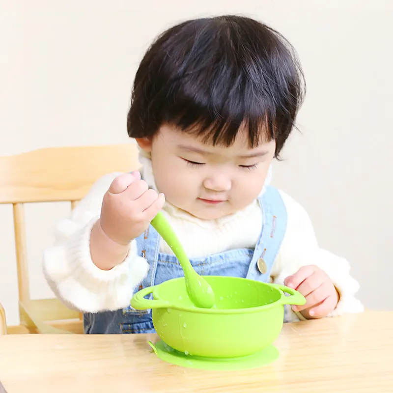 ชามอาหารสำหรับเด็ก,ถ้วยดูดสำหรับป้อนอาหารเด็กจานดูดซิลิโคน Placemat
