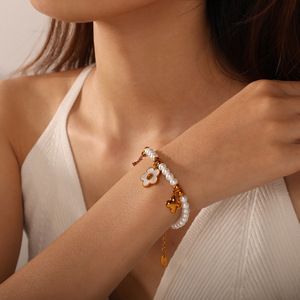 Pendentif fleur orné de strass pour la fabrication de colliers, accessoire de bijouterie DIY, plaqué acier inoxydable - Product Image 4