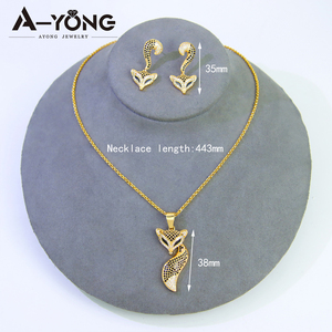 Set di <span class=keywords><strong>Gioielli</strong></span> da Donna in Stile Animale con Design a <span class=keywords><strong>Volpe</strong></span>, Placcato Oro, 4 Pezzi con Zirconi - Product Image 6