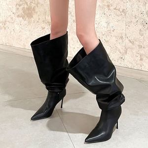 Botas de tacón alto fino con punta, plisadas y holgadas, de caña alta hasta la rodilla, estilo stiletto, para mujer, de ajuste ancho - Product Image 4