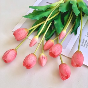 Ramo de Tulipanes Artificiales Qingyu Chronicle, Goma Suave, 5 Cabezas, Rosa Claro, Rosa Oscuro, Blanco, Amarillo, Naranja, Rojo Vino, Decoración para el Hogar - Product Image 4