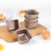Moule à mini-gâteau carré antiadhésif en acier au carbone, design mignon, pour pain de mie, gâteau au levain et petit gâteau, compatible four