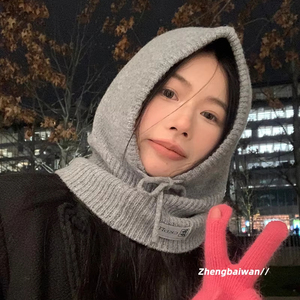 Pasamontañas de lana de oveja 100% de gama alta australiana para mujer, logotipo bordado de Color sólido, gorro de punto con protección auditiva para deportes de invierno - Product Image 2