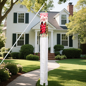 Décoration de jardin personnalisée pour la Saint-Valentin : chaussettes à vent imprimées numériquement pour la cour, le jardin et la véranda - Product Image 6