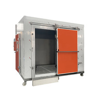 Grote capaciteit modulaire walk-in vriescel met digitale temperatuurregelaar voor diepvriesdumplings in een voedselverwerkingsbedrijf